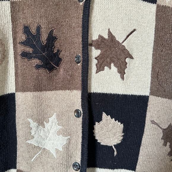 Croft Barrow Cardigan Sweater LARGE Embroidered Fall Leaves Cottage Grandma - Picture 4 of 9